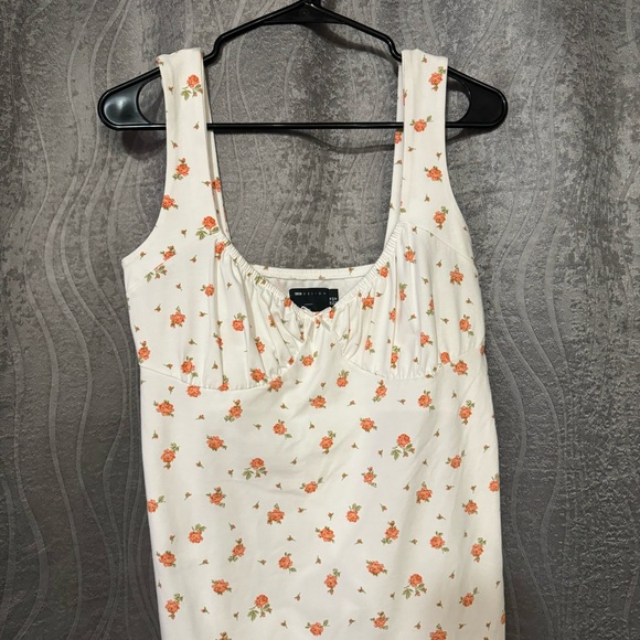 NWT $35 • ASOS Design • Mini Dress • Sleeveless • White Red Floral • Bow • Sz 10 - Picture 5 of 12